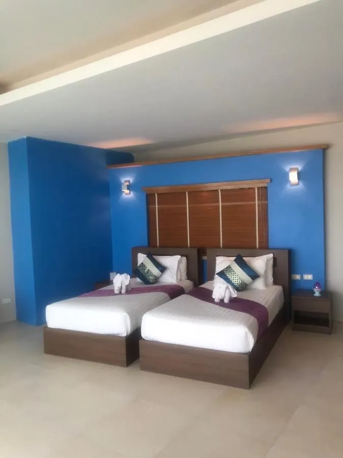 Maya Koh Lanta Resort 4*,