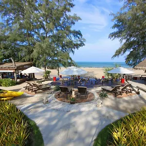 3* Resort Lanta Castaway