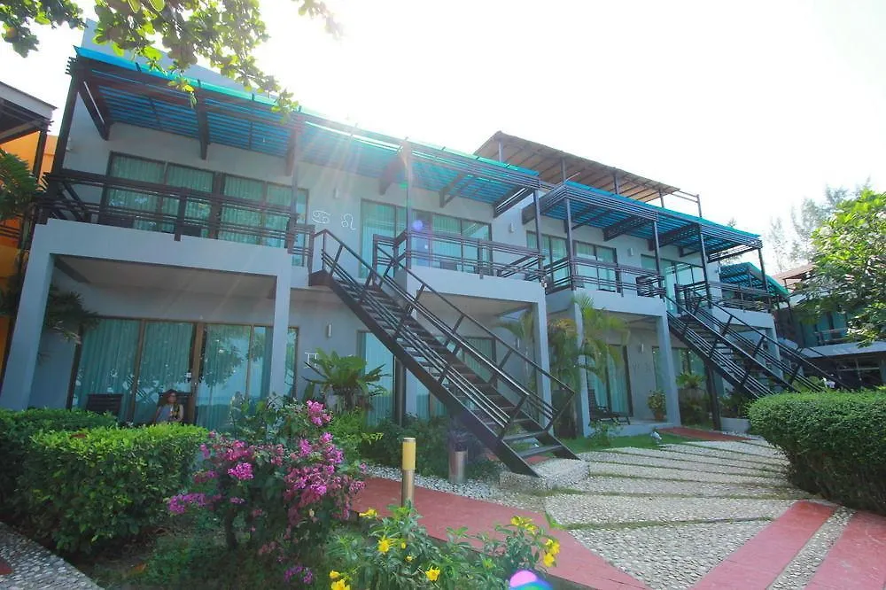Maya Koh Lanta Resort