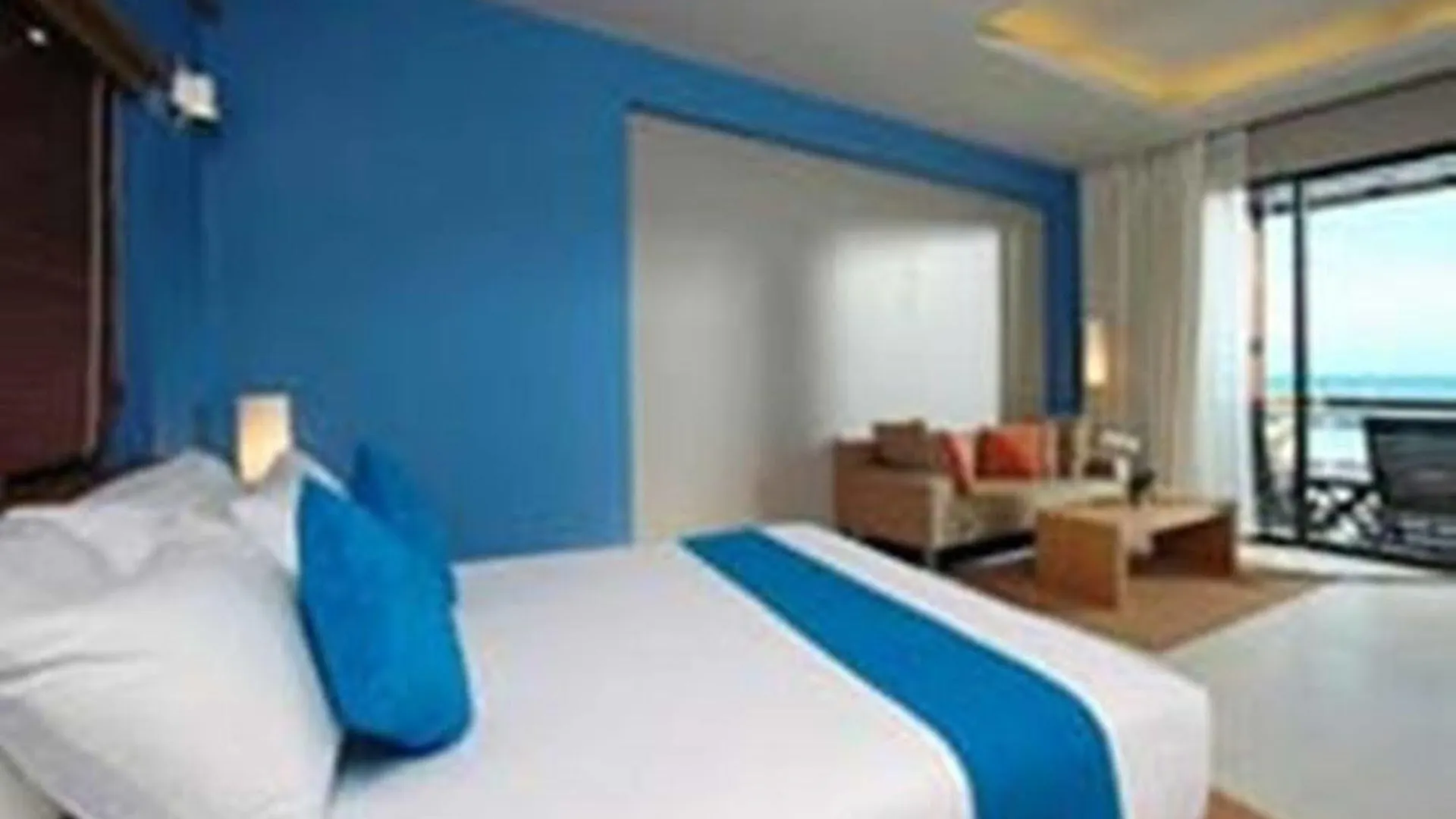 ****  Maya Koh Lanta Resort Thailand